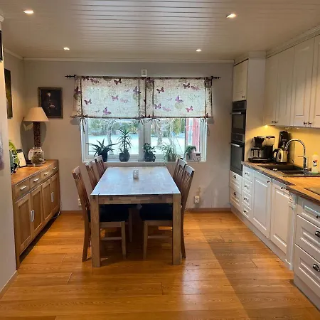 Villa Older With Large Garden Trondheim