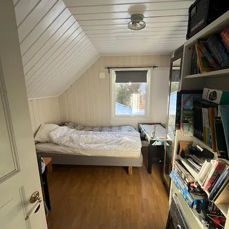 Villa Older With Large Garden *