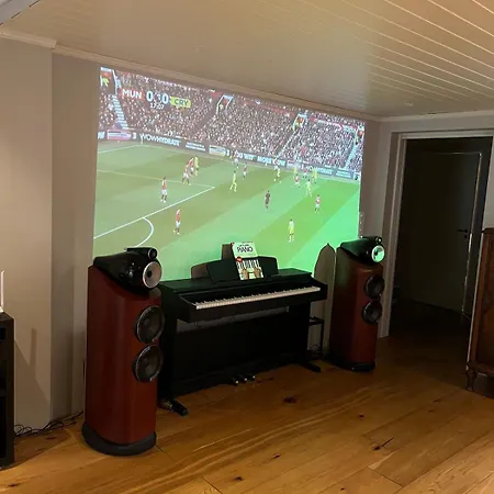 Villa Older With Large Garden Trondheim